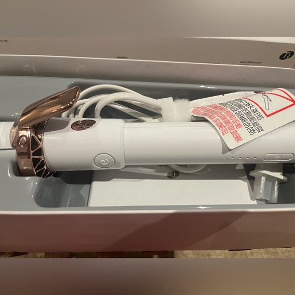 NWOT | T3 TWRL Auto-Rotating curling iron - 1.25” - Picture 9 of 9